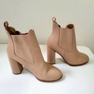 Forever 21 Nude Block Heel Chelsea Ankle Boots